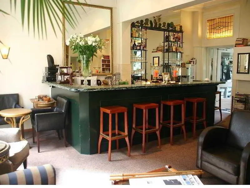 Maison Elle Ámsterdam 4*,