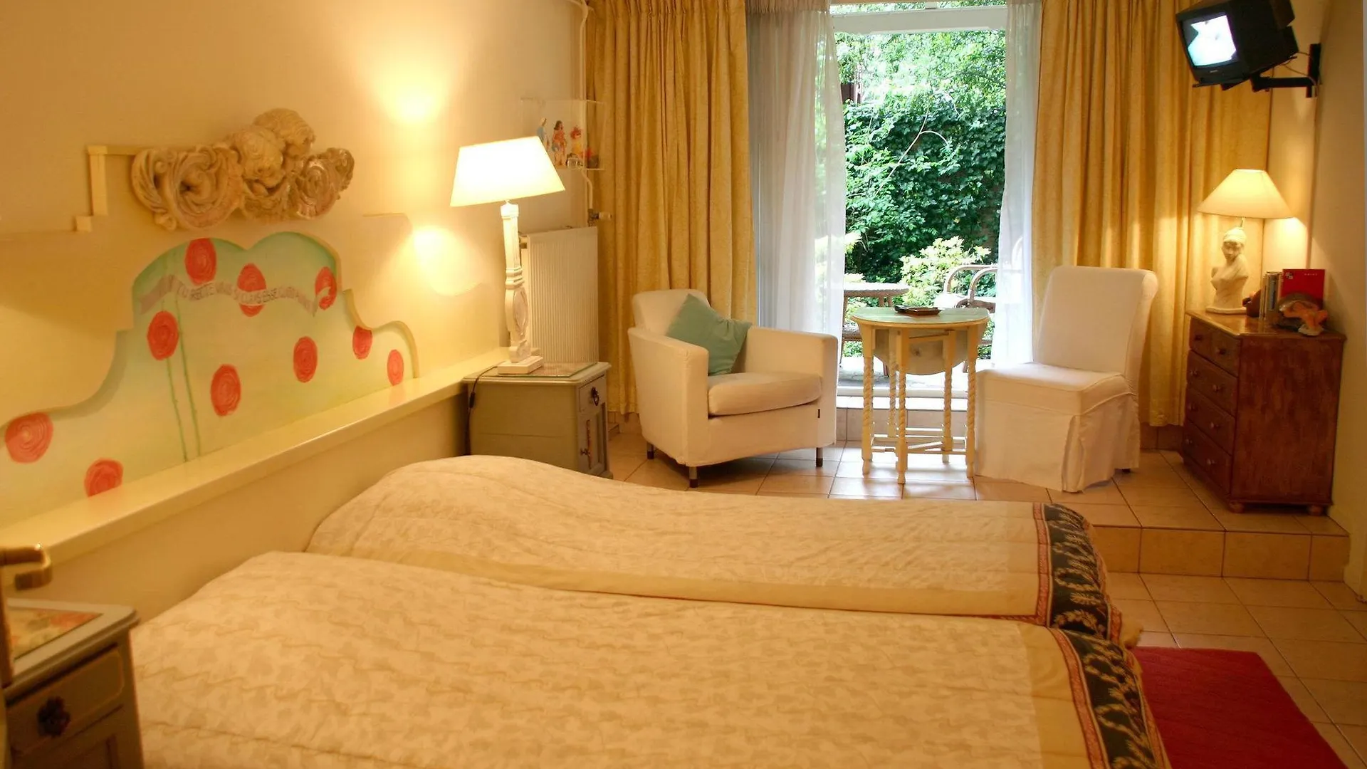 Maison Elle Amsterdam Hotel